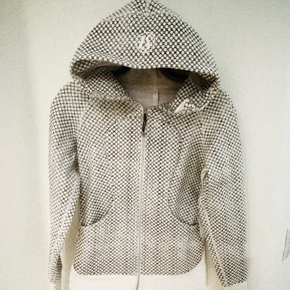 ⭐️LULULEMON SCUBA HOODIE☀️SZ:6